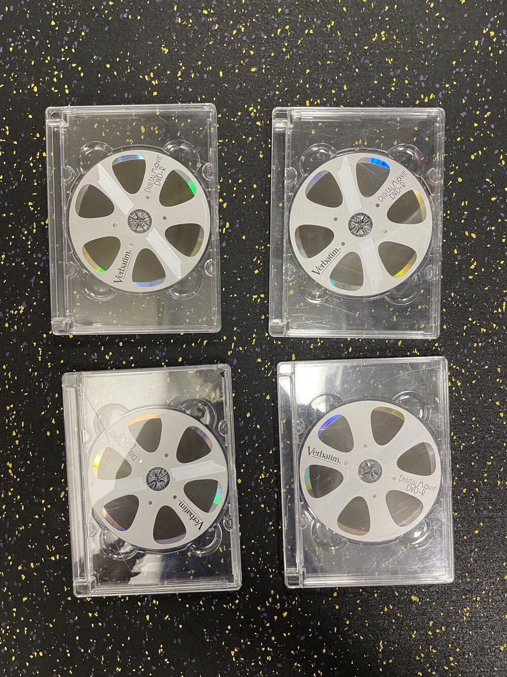 Verbatim Digital Movie DVD+R Slim Jewel Case Set of 4 Clear Discs
